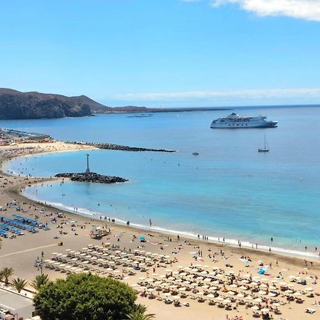 Few Steps From The Beach Hostel In Los Cristianos Arona  Extérieur photo