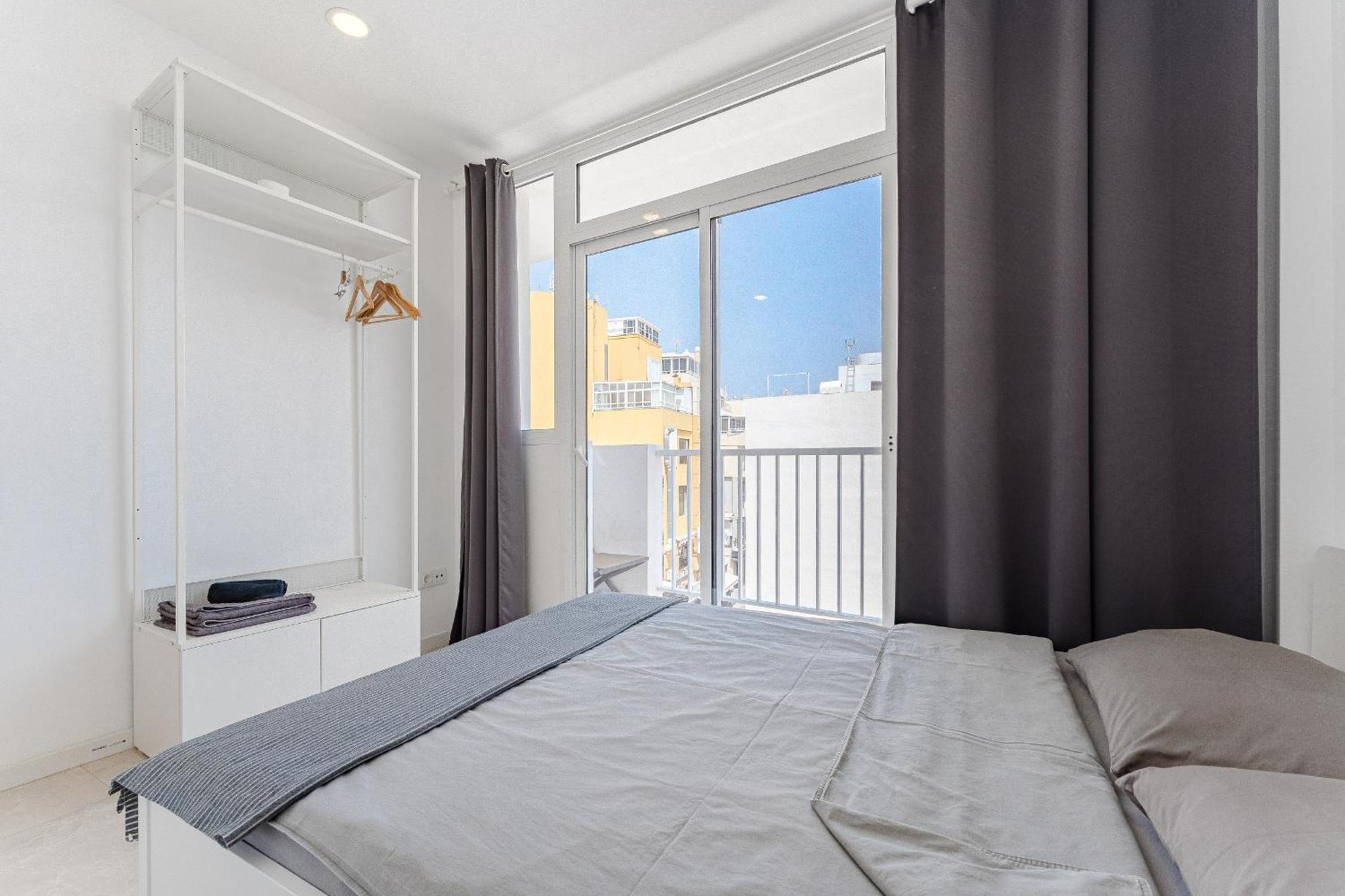 Few Steps From The Beach Hostel In Los Cristianos Arona  Extérieur photo