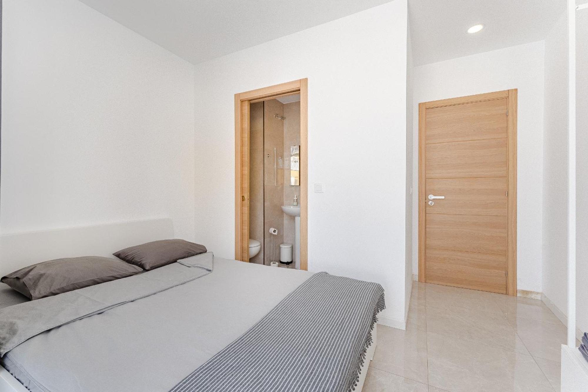 Few Steps From The Beach Hostel In Los Cristianos Arona  Extérieur photo
