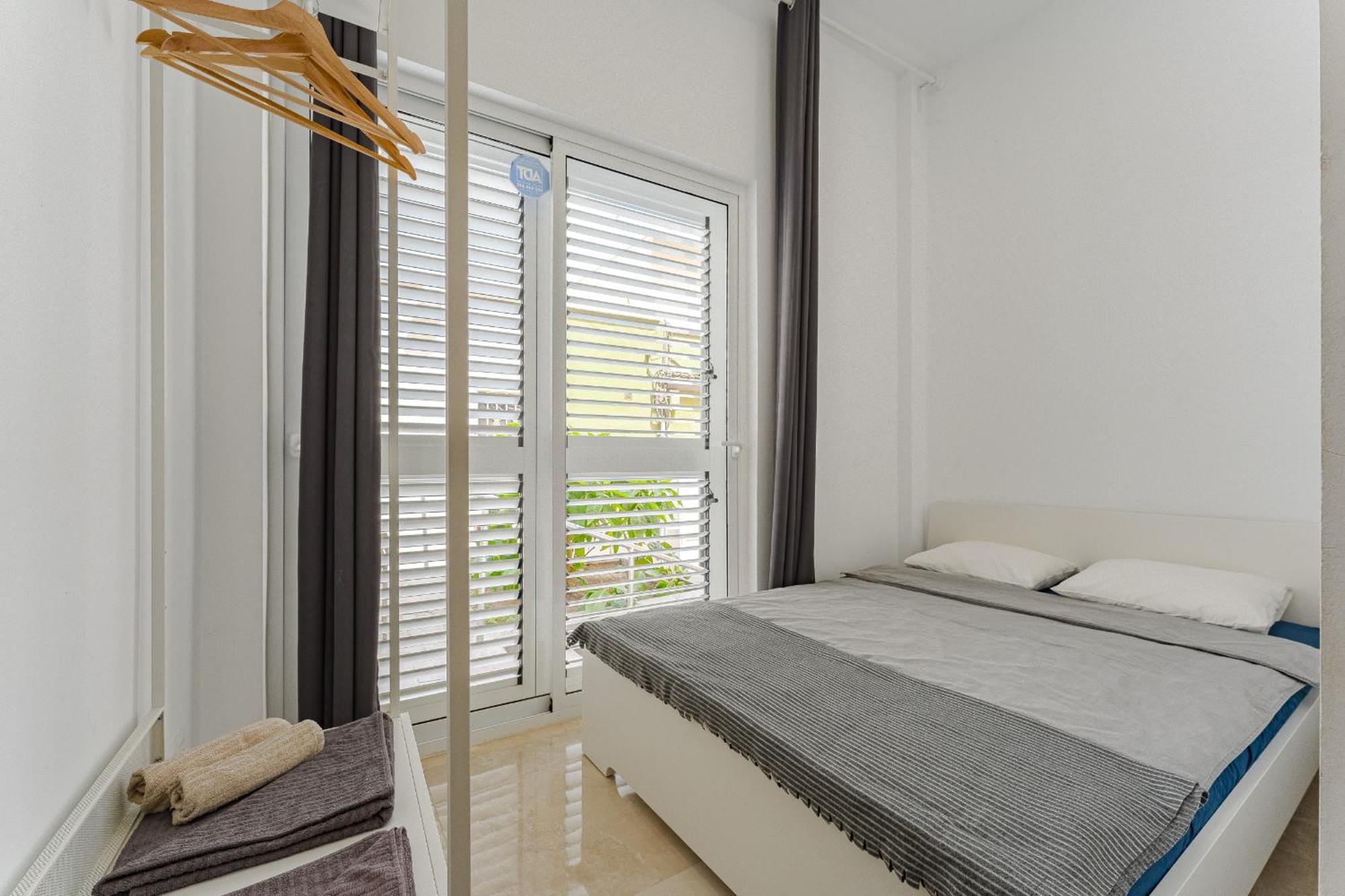Few Steps From The Beach Hostel In Los Cristianos Arona  Extérieur photo