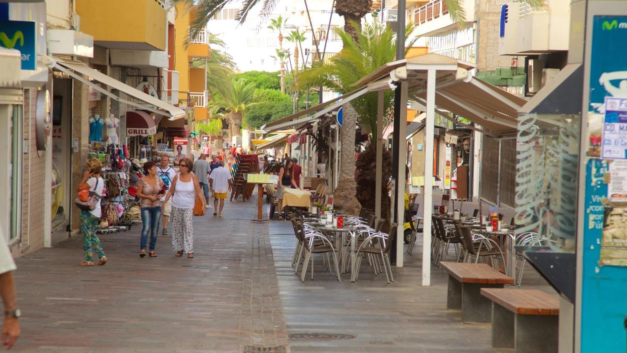 Few Steps From The Beach Hostel In Los Cristianos Arona  Extérieur photo